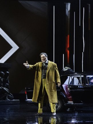 Stephen Milling DKT Don Carlo image c Miklos Szabo